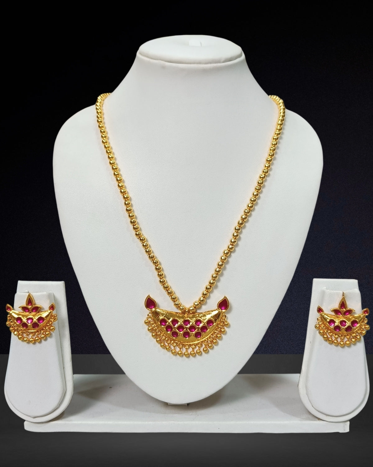 Pink mina work golden junbiri set