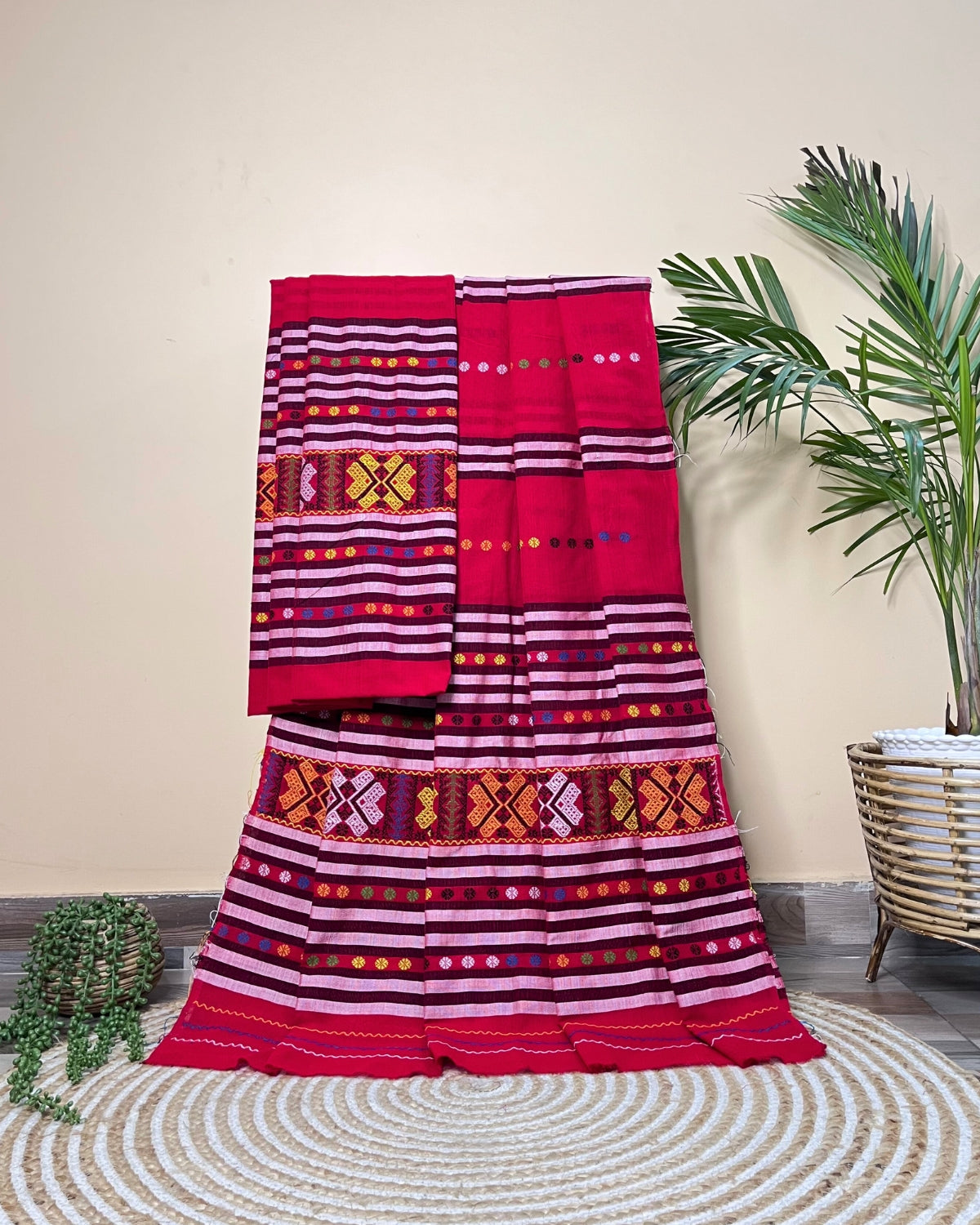 Ribi design Mising mekhela sador -Red