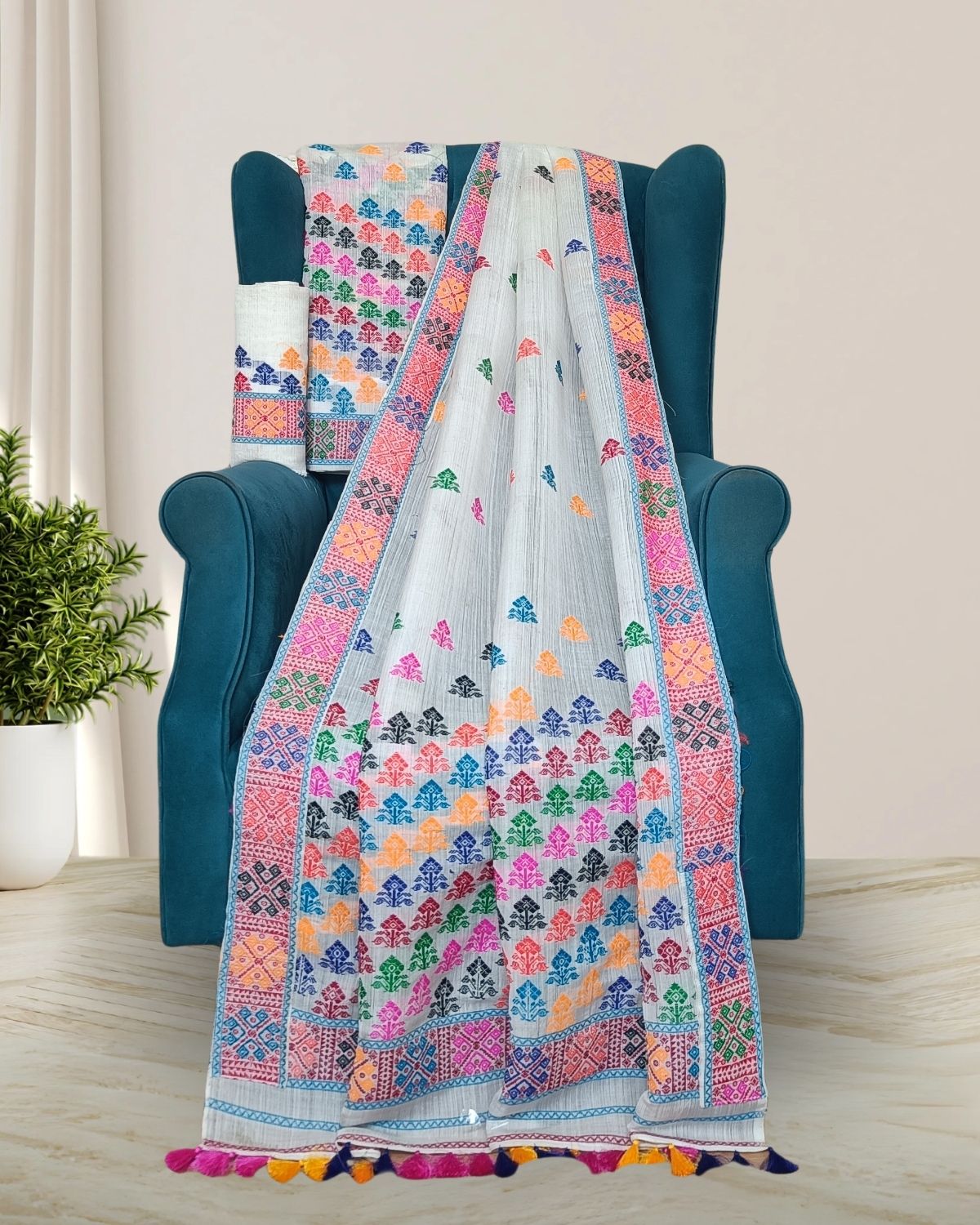 Semi nuni Mising mekhela sador- white