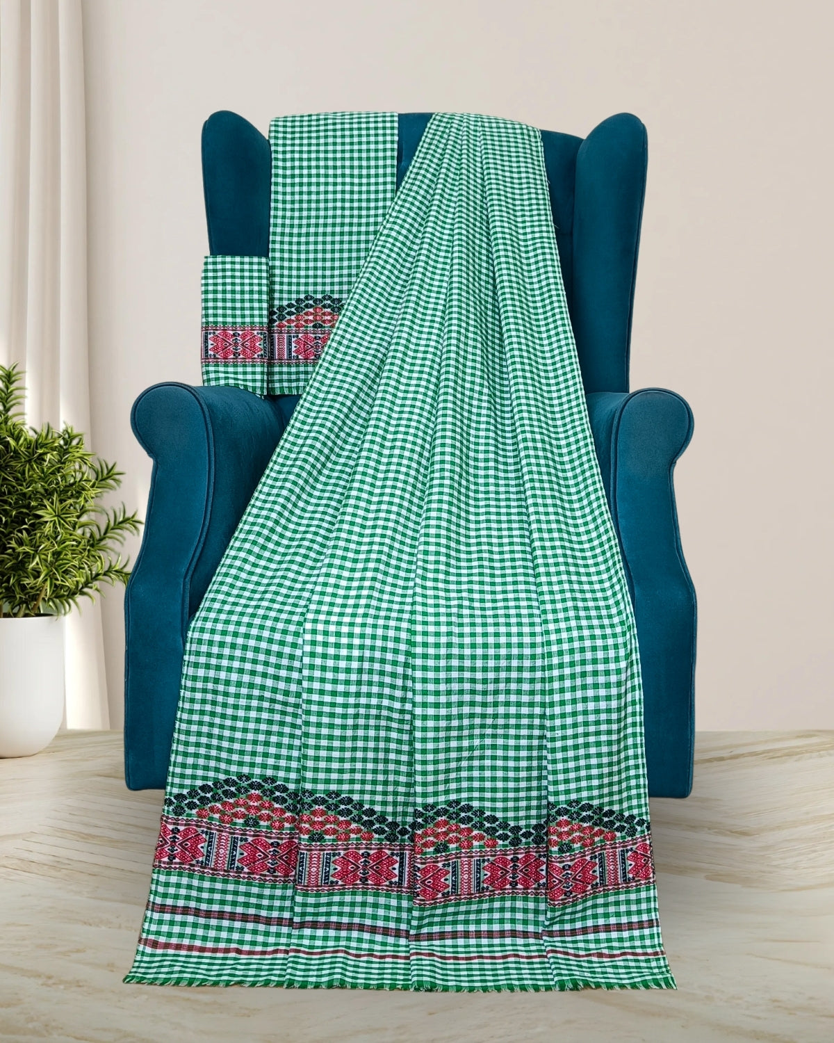 Pajok design Mising mekhela sador