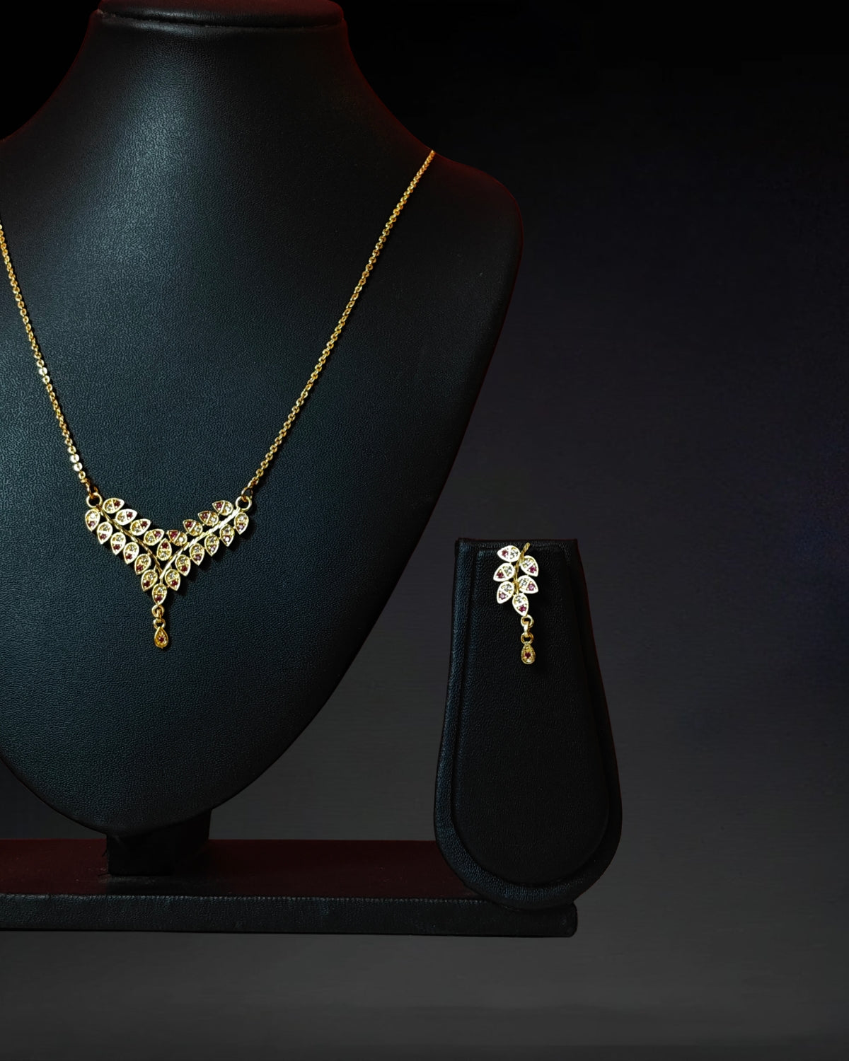 Stone jewellery set