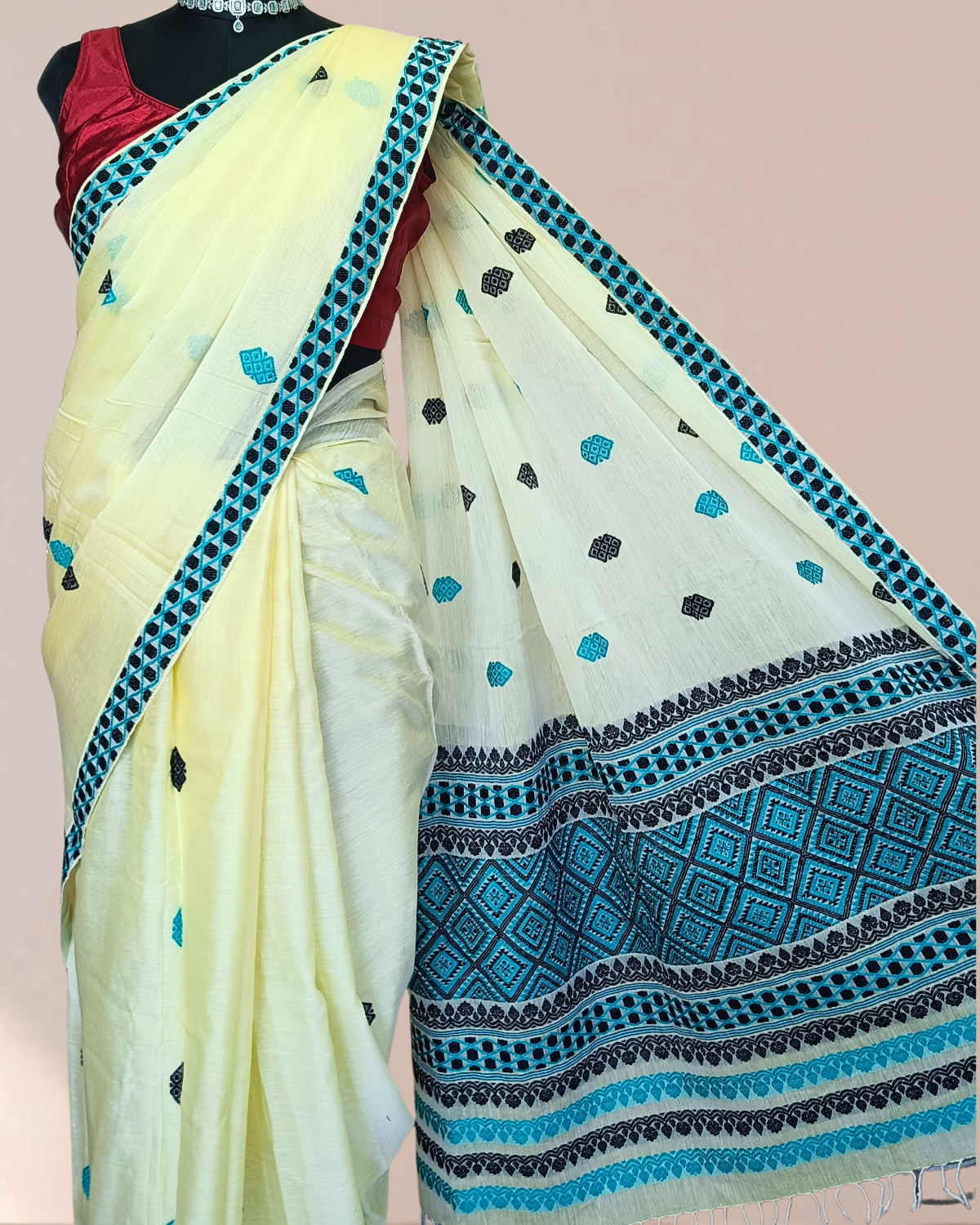 Premium kesapaat cotton saree - Beige