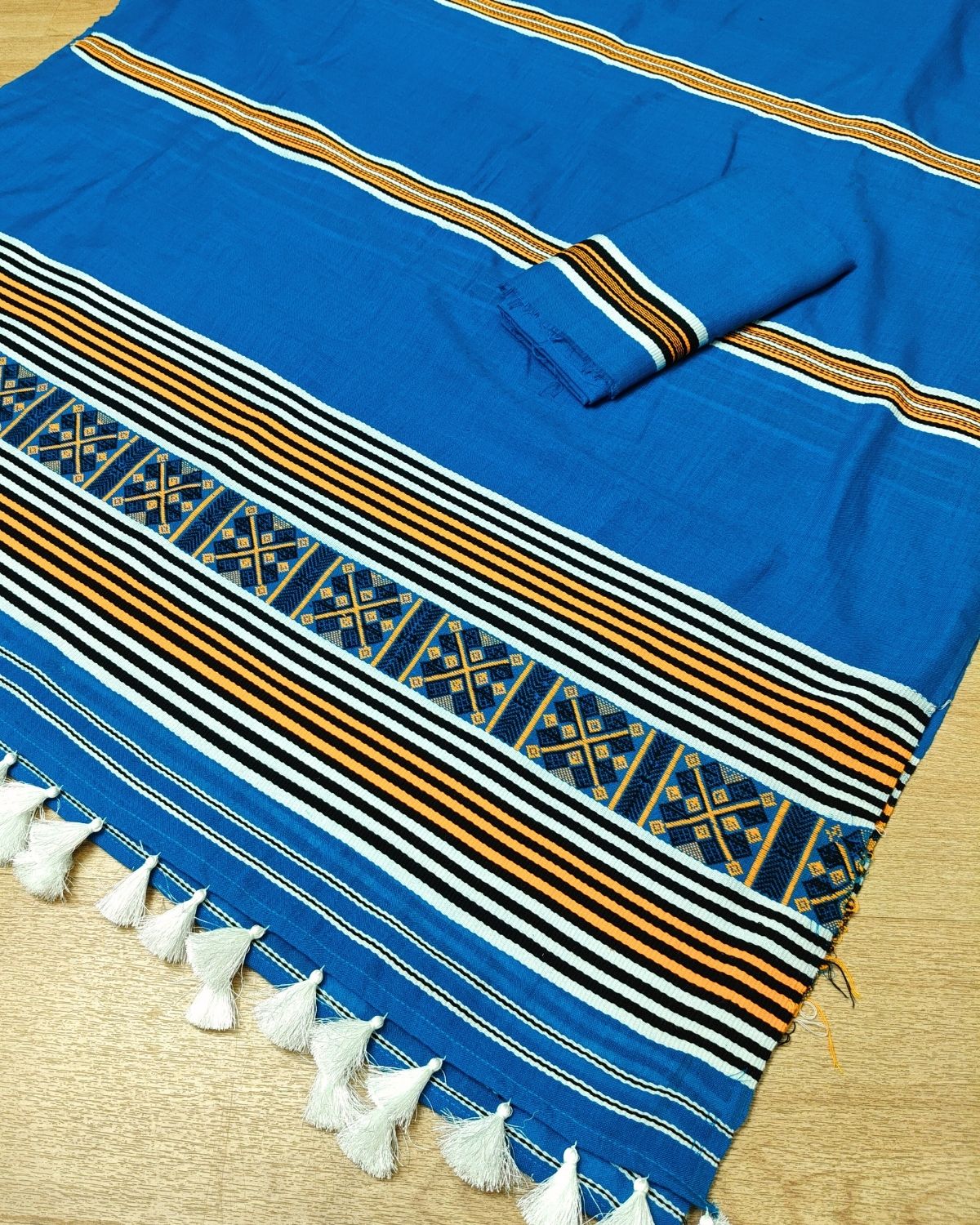 Ribi design Mising mekhela sador - Blue