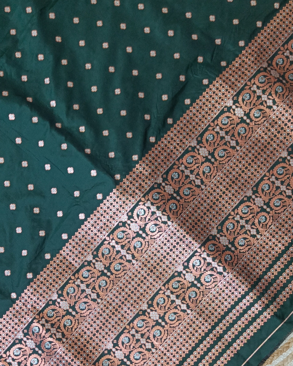 Mix paat mekhela sador