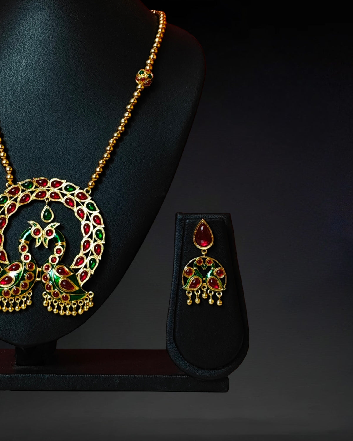 Multicolour mour jewellery set