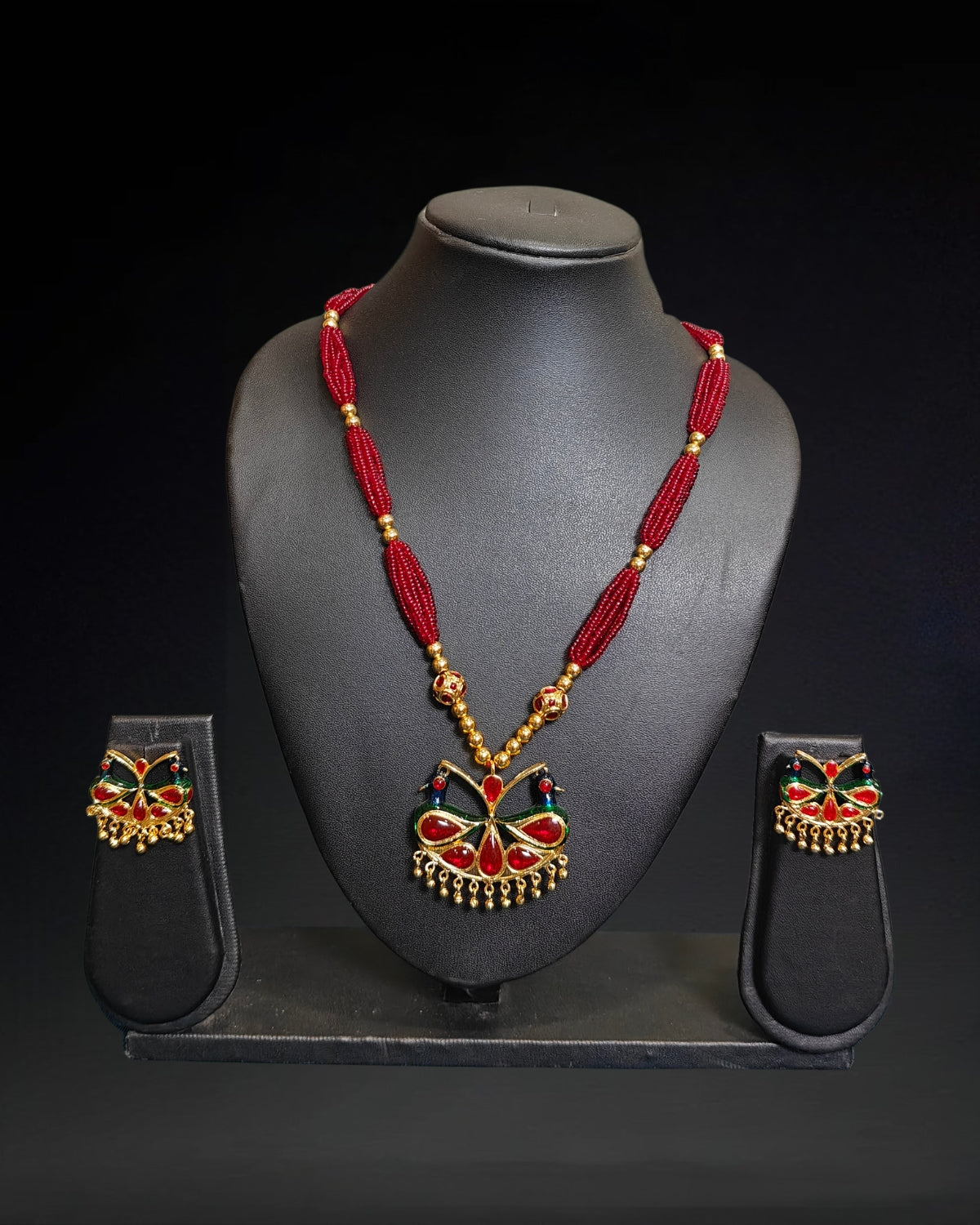 Lokapar jewellery set