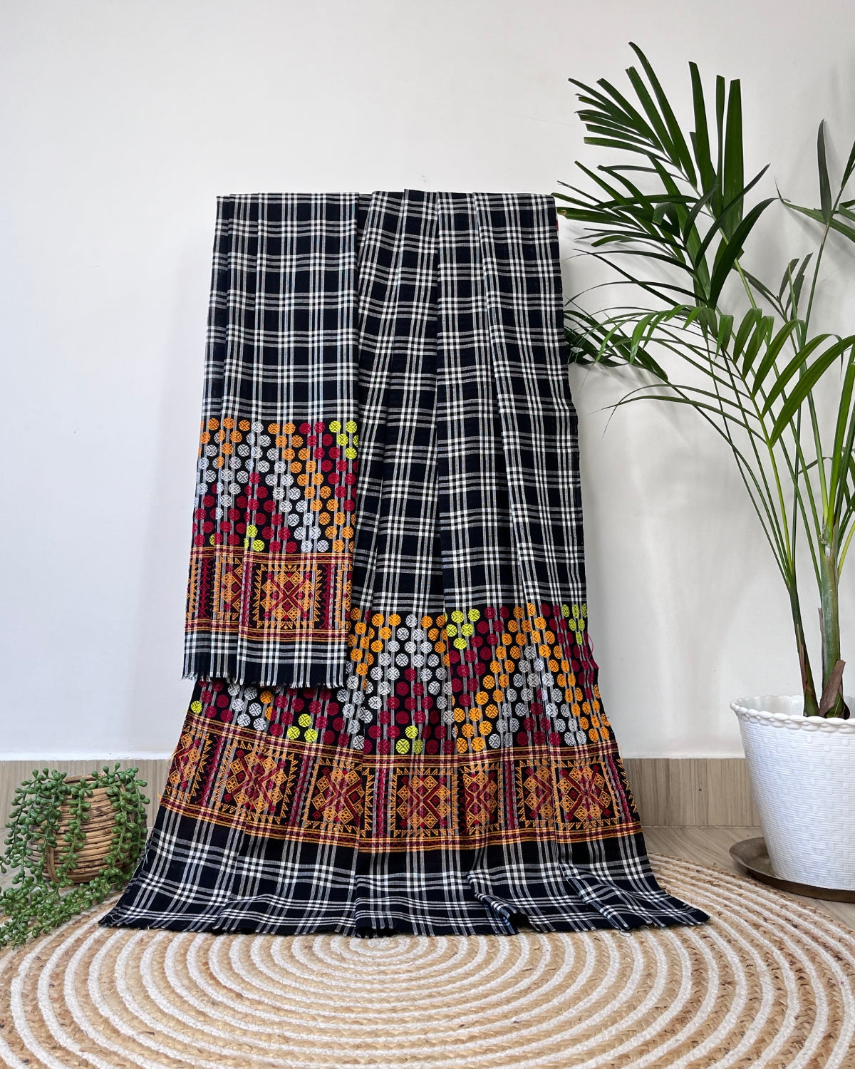 Pajok design Mising mekhela sador-Black