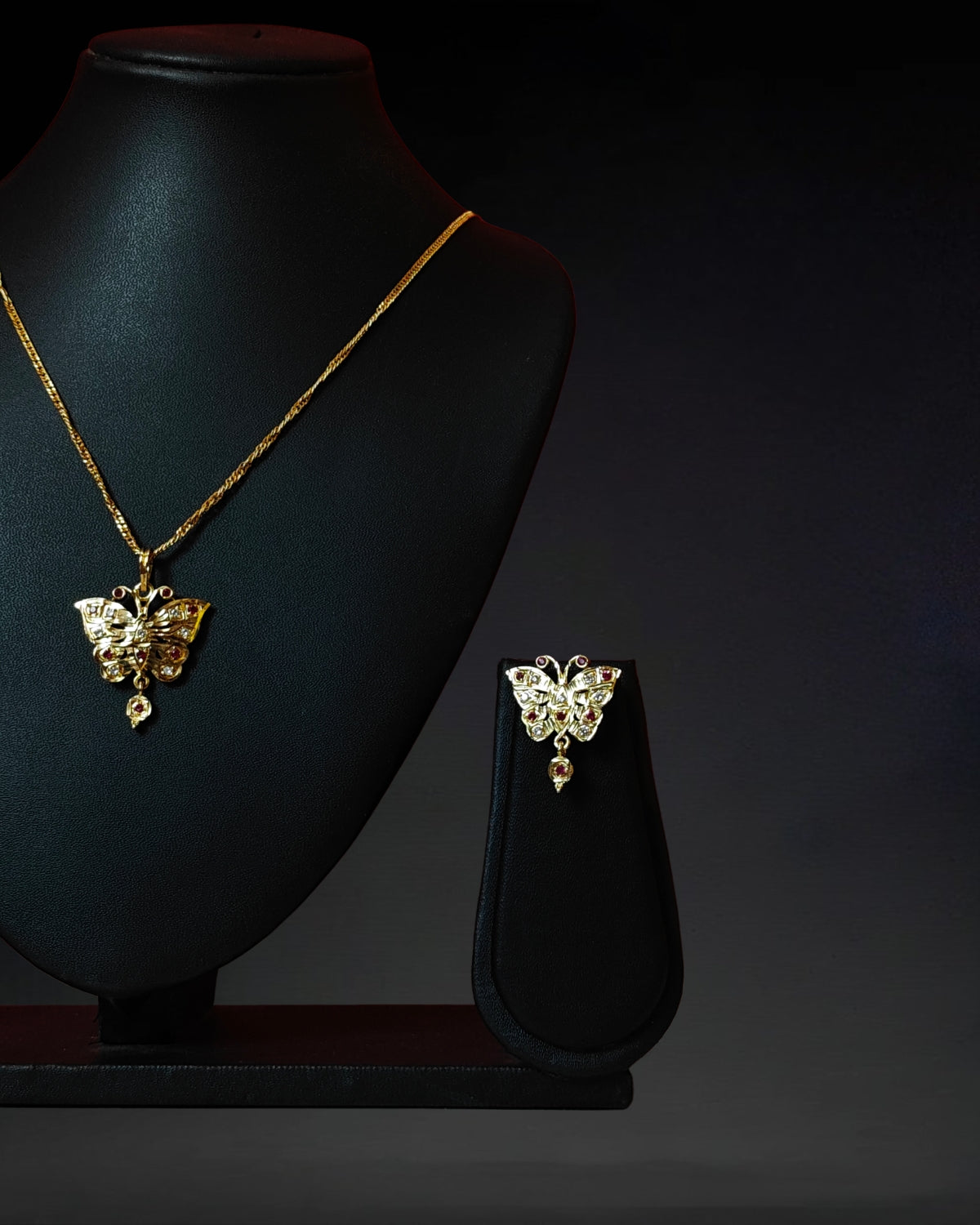 Butterfly design jewellery set