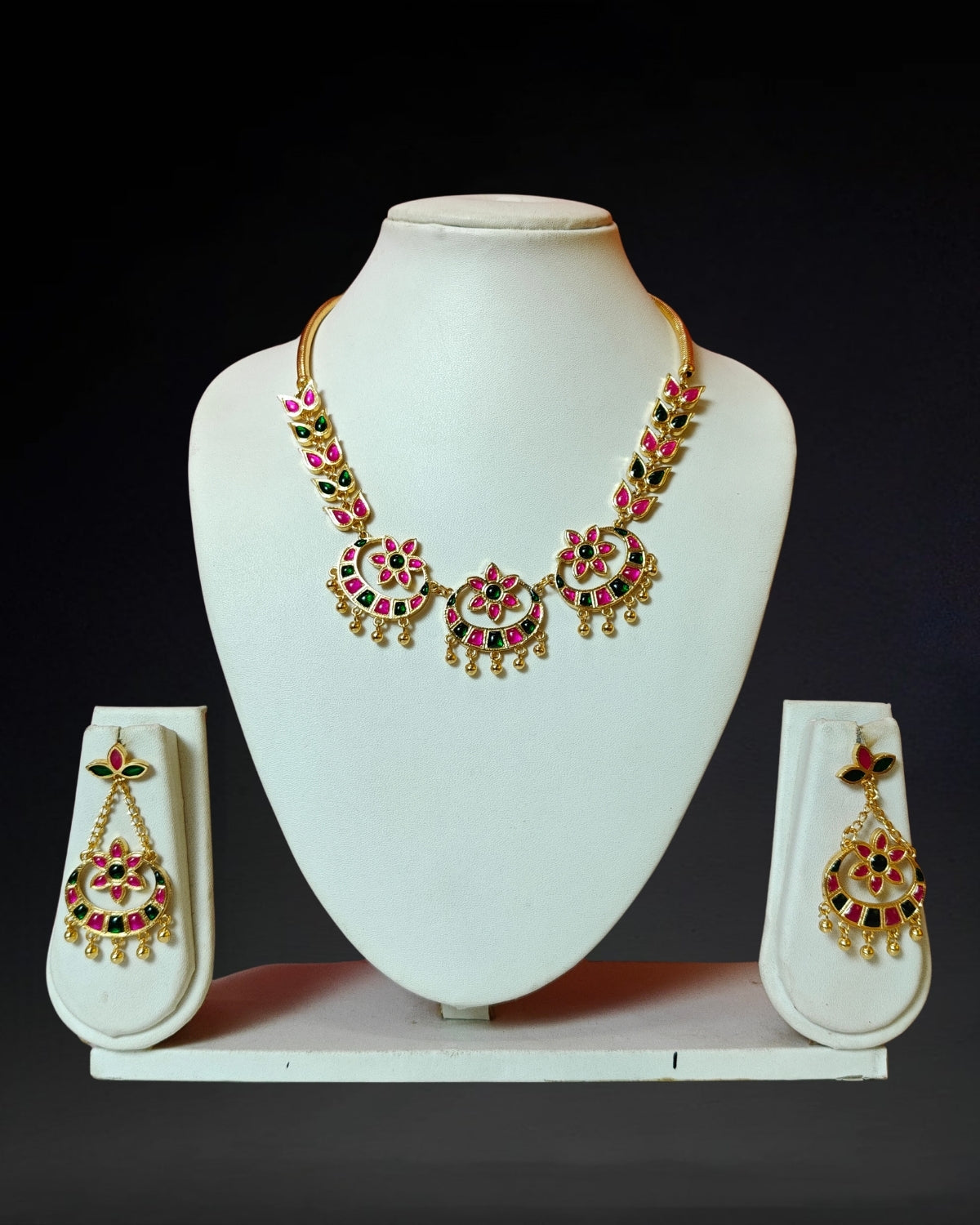 Flower desgn jewellery set