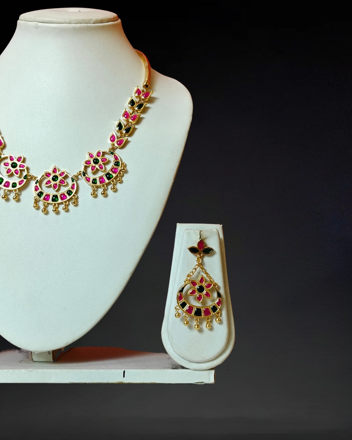 Flower desgn jewellery set