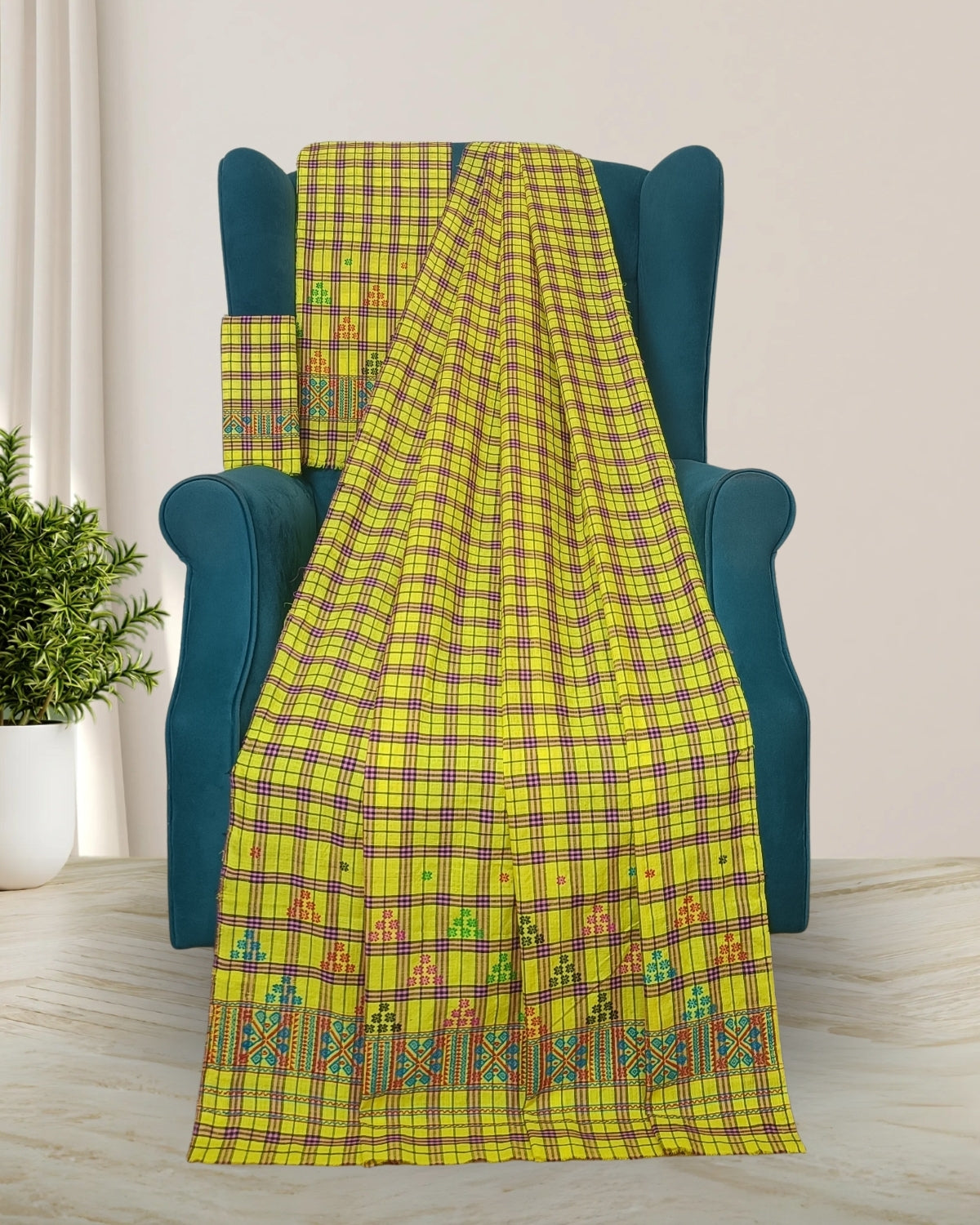 Pajok design Mising mekhela sador