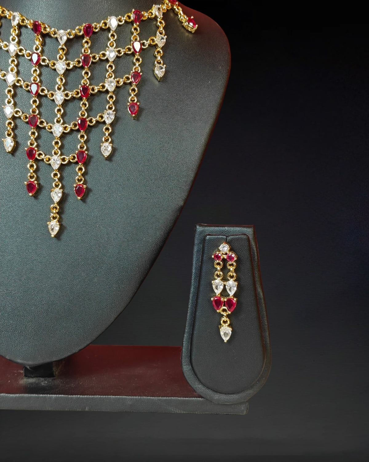 Layered stone jewellery set