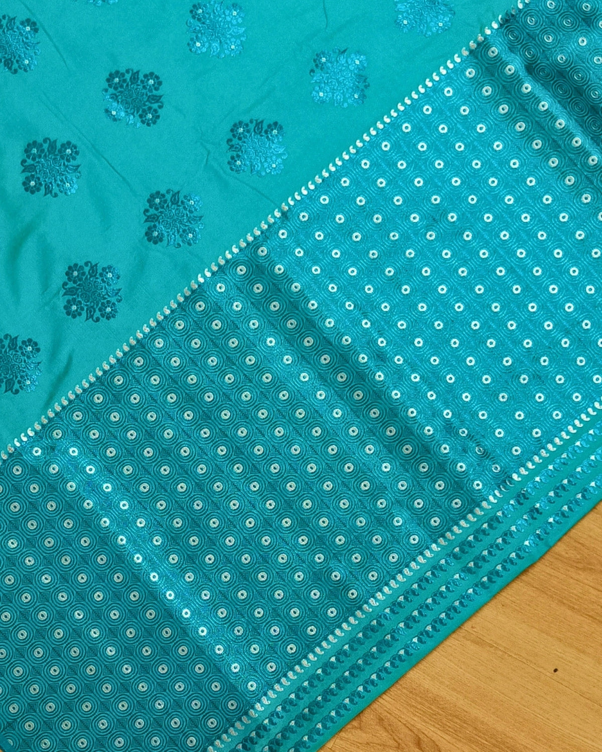 Semi paat mekhela sador - Aqua blue