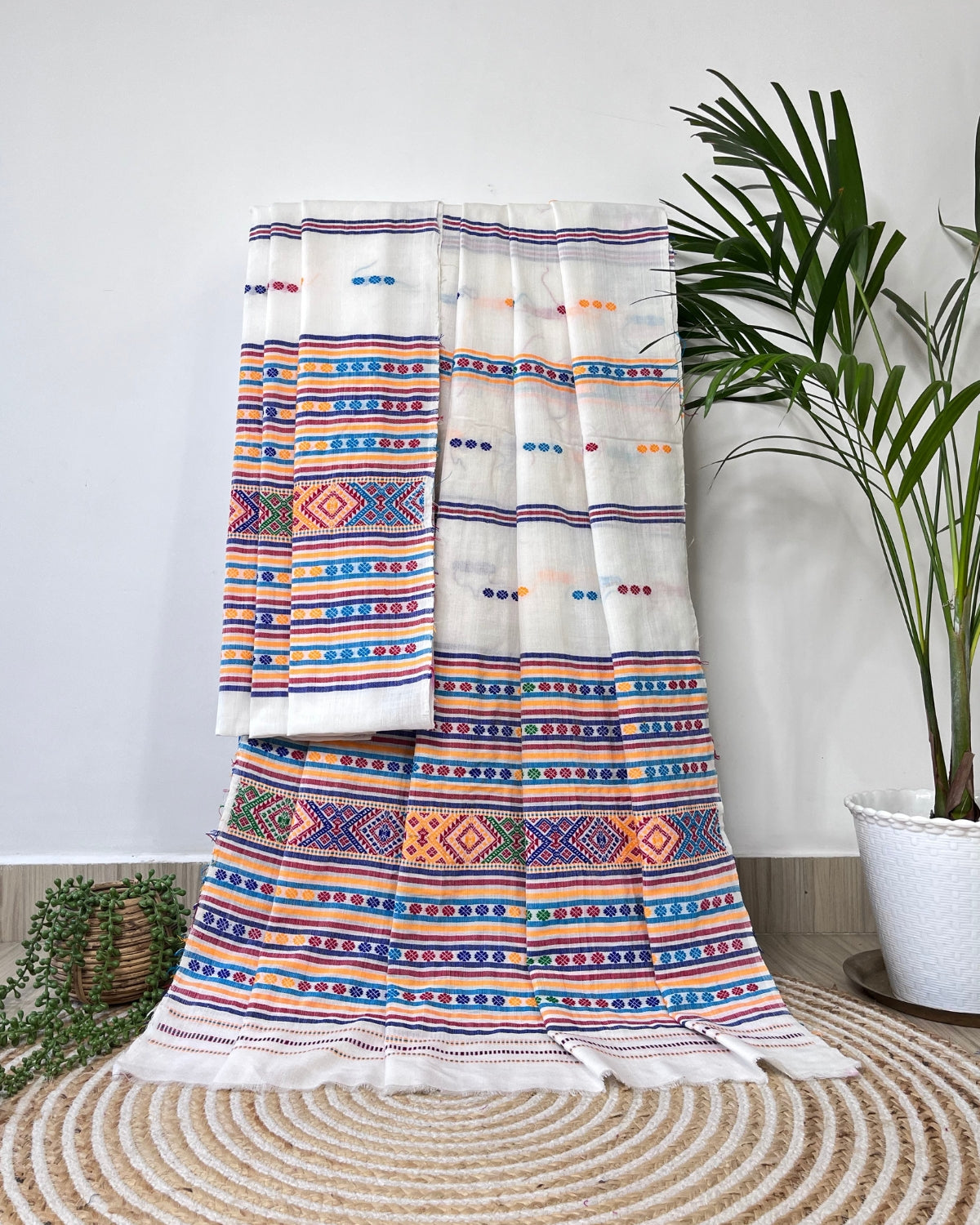 Ribi design Mising mekhela sador - White