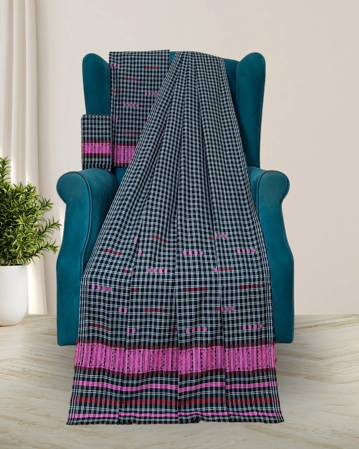 Pajok design Mising mekhela sador