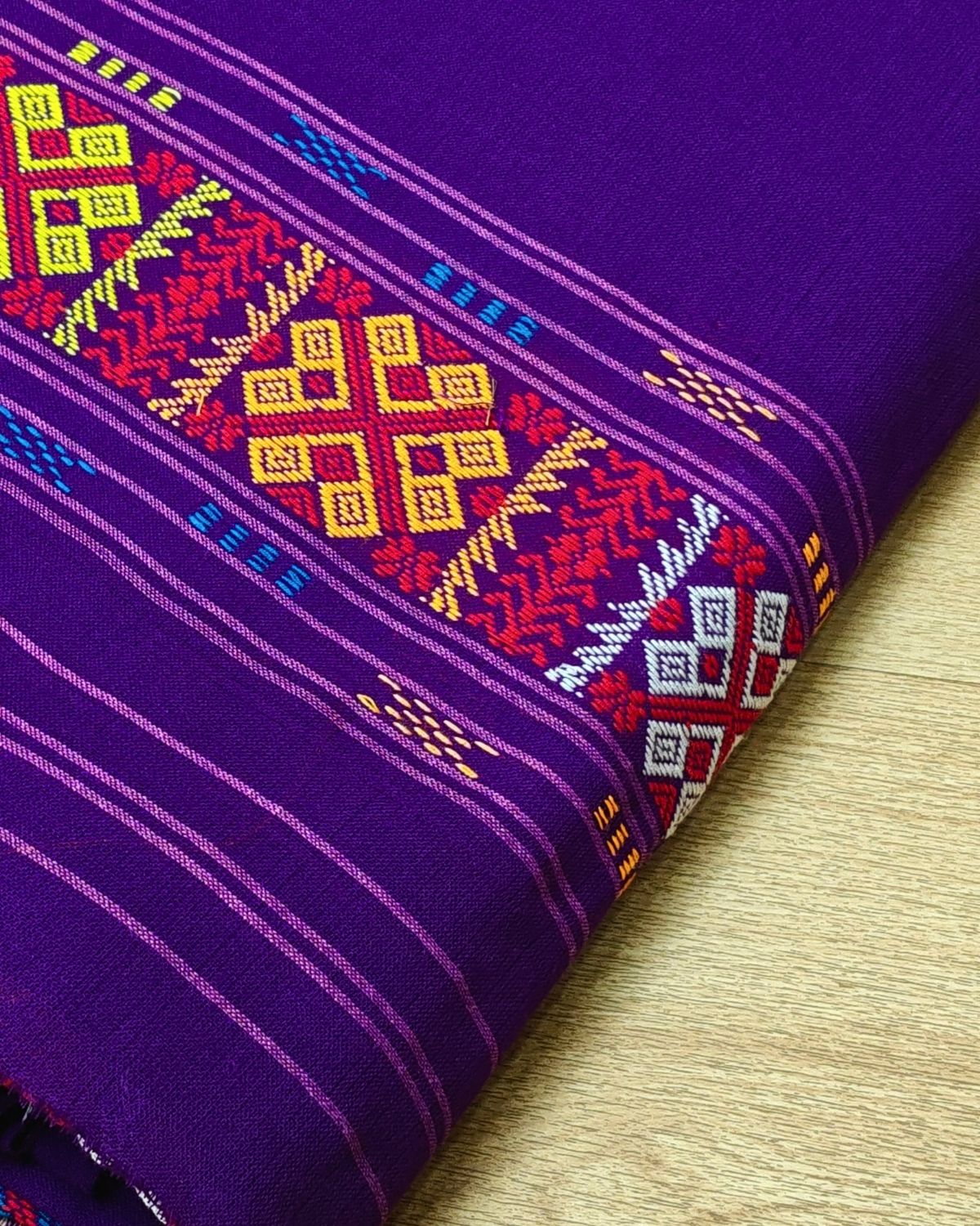 Gero design Mising mekhela sador - Purple