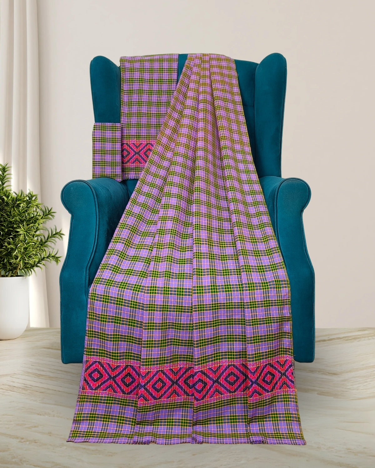 Pajok design Mising mekhela sador