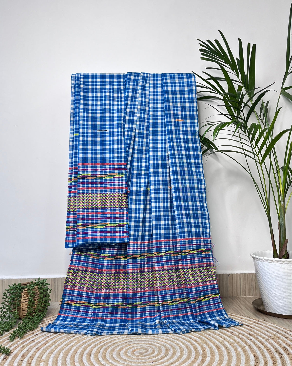 Pajok design Mising mekhela sador