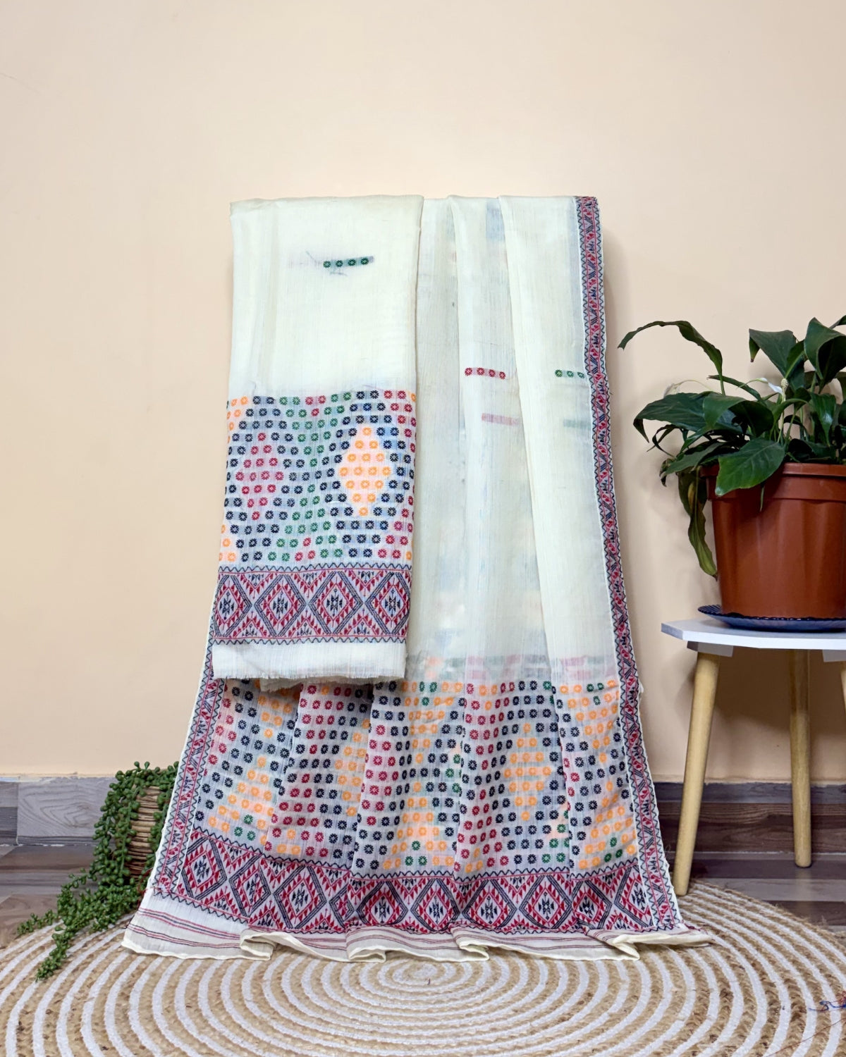 Semi nuni Mising mekhela sador- White