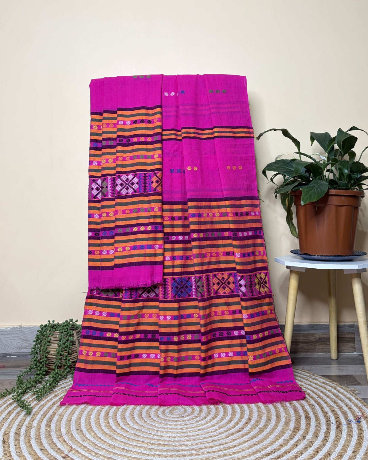 Ribi design Mising mekhela sador -Pink